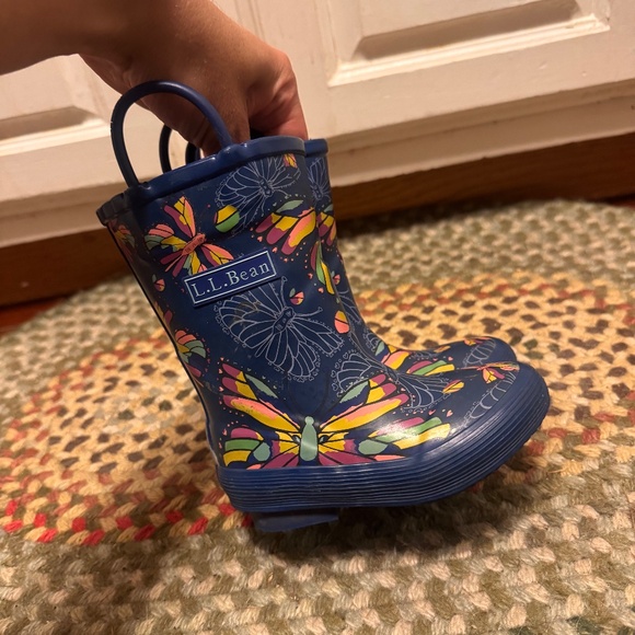 kids. L.L. Bean LL bean Navy and Multicolor butterfly rain Boots toddler size 7 - Picture 1 of 6
